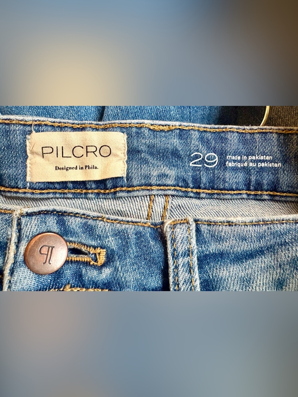 Anthropologie Pilcro Kenna Heritage Wide-Leg Barrel Jeans in Blue Wash 29 - Picture 4 of 4